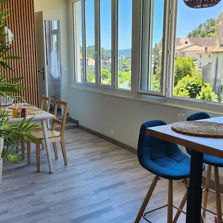 Joli 2 A 4 Personnes Vals-les-Bains
